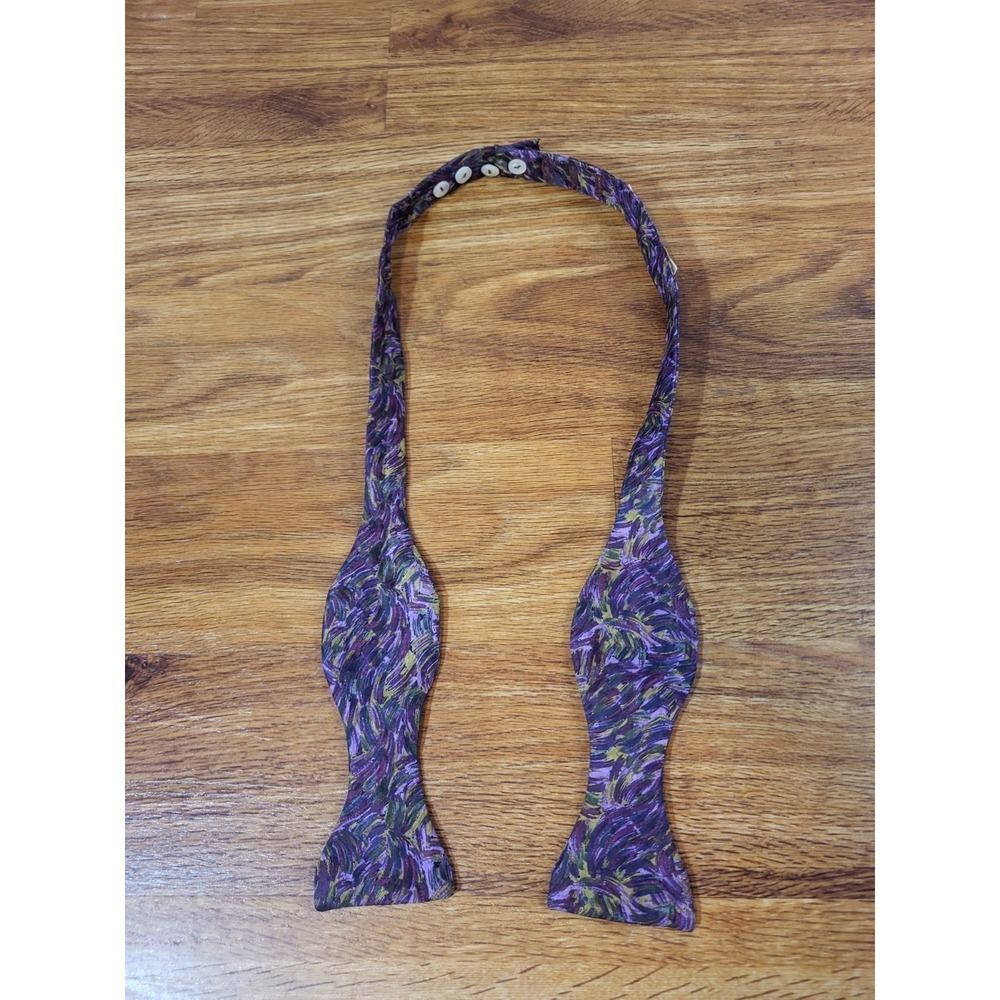 Carrot & Gibbs Handmade‎ Pure Silk Watercolor Bow Tie Purple